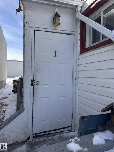 Interior photo 2 of 10528 100 AV