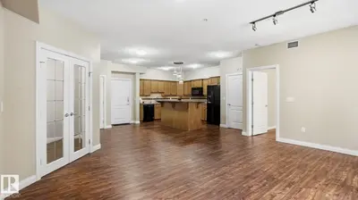 Interior photo 4 of #138 1406 HODGSON WY NW