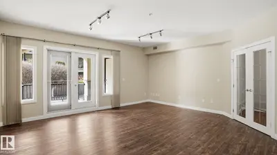 Interior photo 2 of #138 1406 HODGSON WY NW