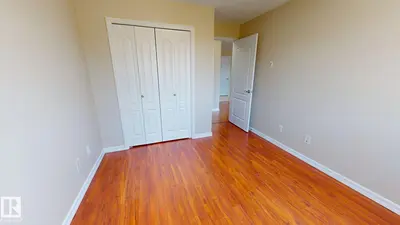 Interior photo 4 of #213 273 CHARLOTTE WY