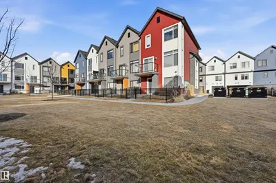 Interior photo 1 of #77 1010 RABBIT HILL RD SW