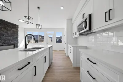 Interior photo 2 of 227 Deer Valley DR