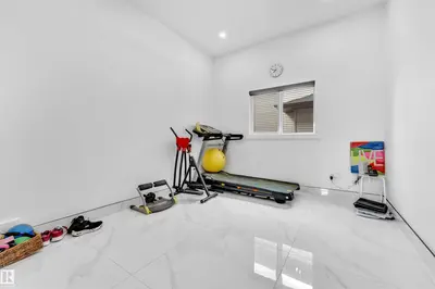 Interior photo 4 of 8118 ORCHARDS GREEN SW