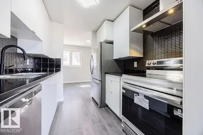 Interior photo 4 of 113 ABBOTTSFIELD RD NW