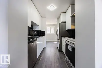 Interior photo 2 of 113 ABBOTTSFIELD RD NW