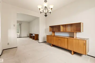 Interior photo 2 of 5011 143 ST NW