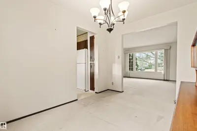 Interior photo 3 of 5011 143 ST NW