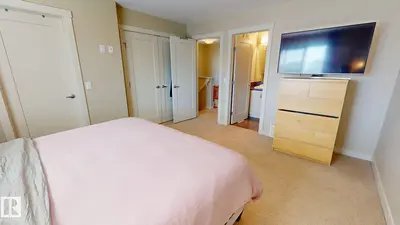 Interior photo 4 of 30 Sierra WD