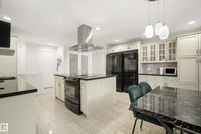 Interior photo 2 of 4223 120 ST NW