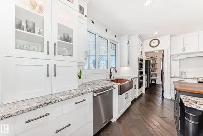 Interior photo 4 of #16 53226 RGE ROAD 261