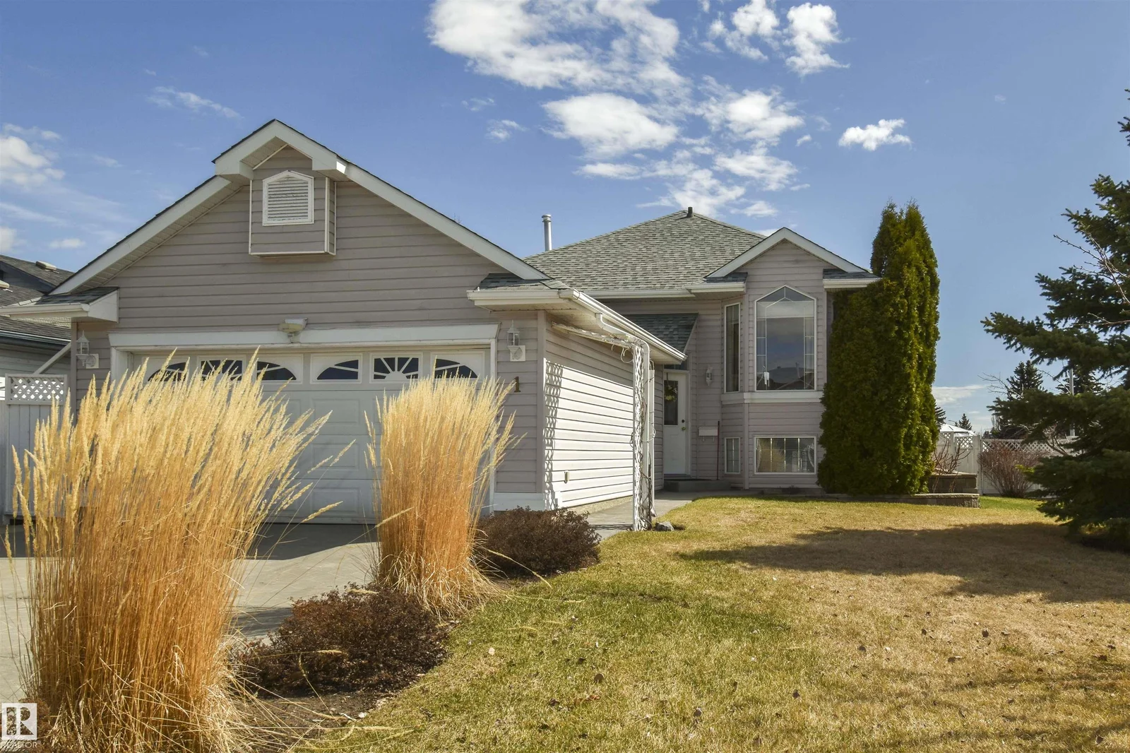 1 Heritage PT, Stony Plain - 3 bedroom Detached Single Family for sale