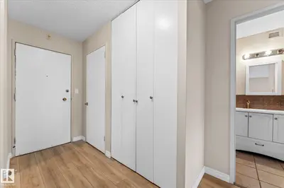 Interior photo 3 of #102 13910 STONY PLAIN RD NW