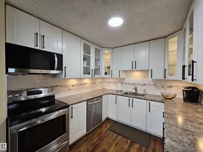 Interior photo 4 of 4319 54 ST