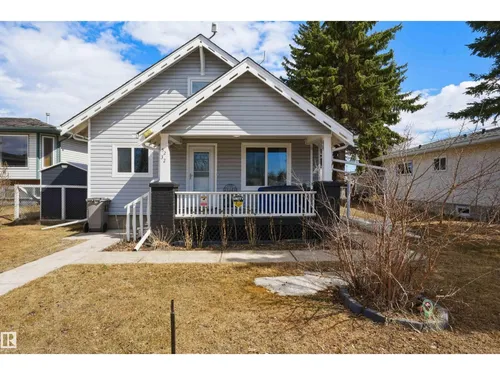 5232 51 AV, Mundare - $289,000
