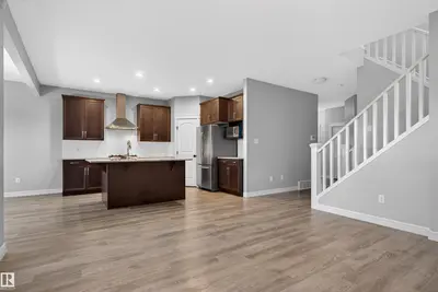 Interior photo 4 of 8825 24 AV SW