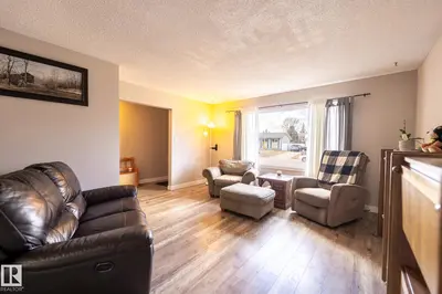 Interior photo 2 of 53 GEORGIAN WY