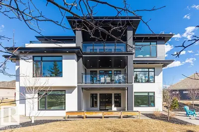 Interior photo 2 of 97 Pinnacle TC