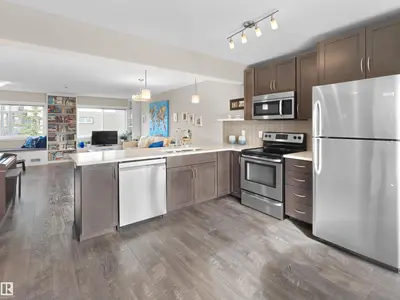 Interior photo 4 of 1626 33A ST NW