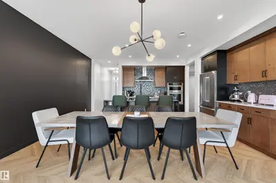 Interior photo 4 of 9 NETTLE CR