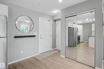 Interior photo 1 of #217 394 WINDERMERE RD NW