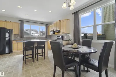 Interior photo 2 of 103 GRIESBACH RD NW