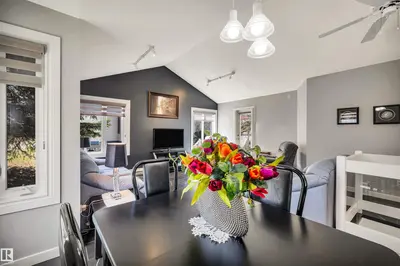 Interior photo 4 of 11239 12 AV NW