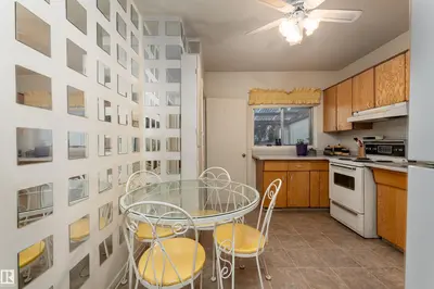 Interior photo 2 of 11315 75 AV NW