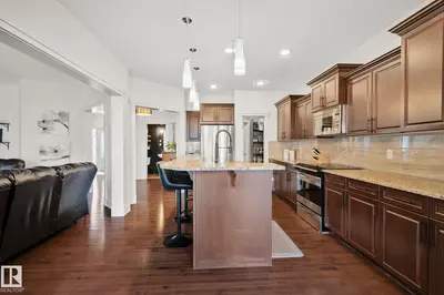 Interior photo 2 of 5516 SUNVIEW GA