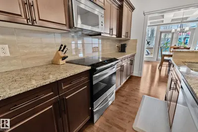 Interior photo 4 of 5516 SUNVIEW GA