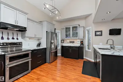 Interior photo 2 of 873 Ryan Pl NW