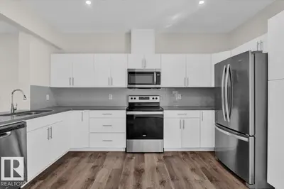 Interior photo 3 of #28 1051 Graydon Hill BV SW