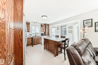 Interior photo 3 of 84 JEFFERSON RD NW
