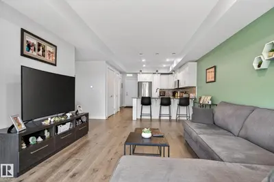 Interior photo 2 of #315 71 FESTIVAL WY