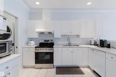 Interior photo 2 of #19 1659 JAMHA RD NW