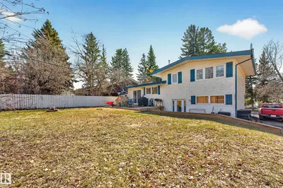 Interior photo 2 of 1 GREENWICH CR