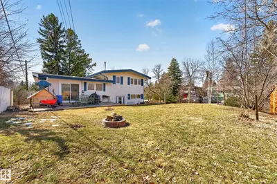 Interior photo 3 of 1 GREENWICH CR