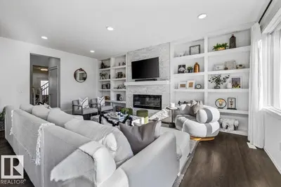 Interior photo 2 of 915 177 ST SW