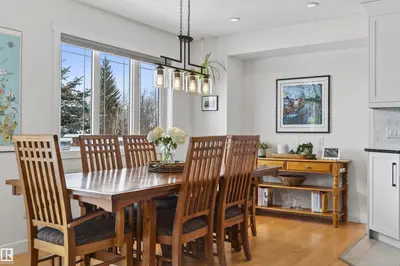 Interior photo 2 of 603 BEACH AV