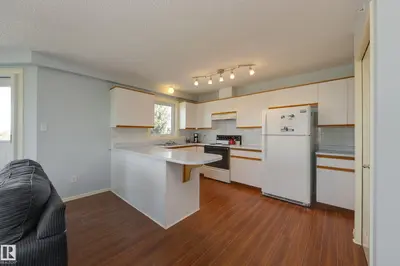 Interior photo 3 of #402 10610 76 ST NW