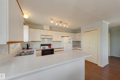 Interior photo 2 of #402 10610 76 ST NW