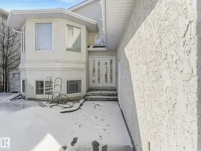 Interior photo 1 of 1054 ORMSBY CR NW