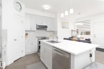 Interior photo 2 of 2126 GRAYDON HILL CR SW