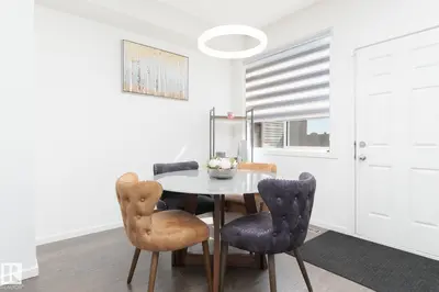 Interior photo 3 of 2126 GRAYDON HILL CR SW