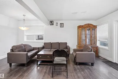 Interior photo 3 of 3545 11 ST NW