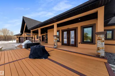 Interior photo 1 of 14170 Township Road 672A