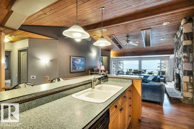 Interior photo 4 of 13-52427 Rge Rd 50