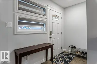 Interior photo 1 of 1271 SANDSTONE BV