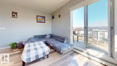 Interior photo 4 of #426 812 Welsh Dr SW