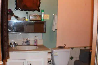 Interior photo 4 of 620 Lakeside PT