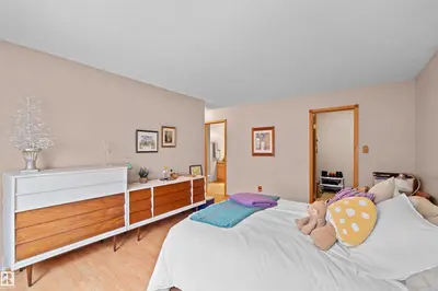 Interior photo 3 of #11 10172 118 ST NW